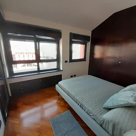 Bilocale Vista Mare Con Terrazzo-Porto Antico- Parcheggio Scontato Apartment Genoa Exterior photo