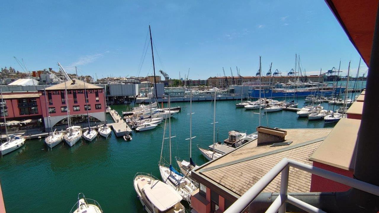 Bilocale Vista Mare Con Terrazzo-Porto Antico- Parcheggio Scontato Apartment Genoa Exterior photo