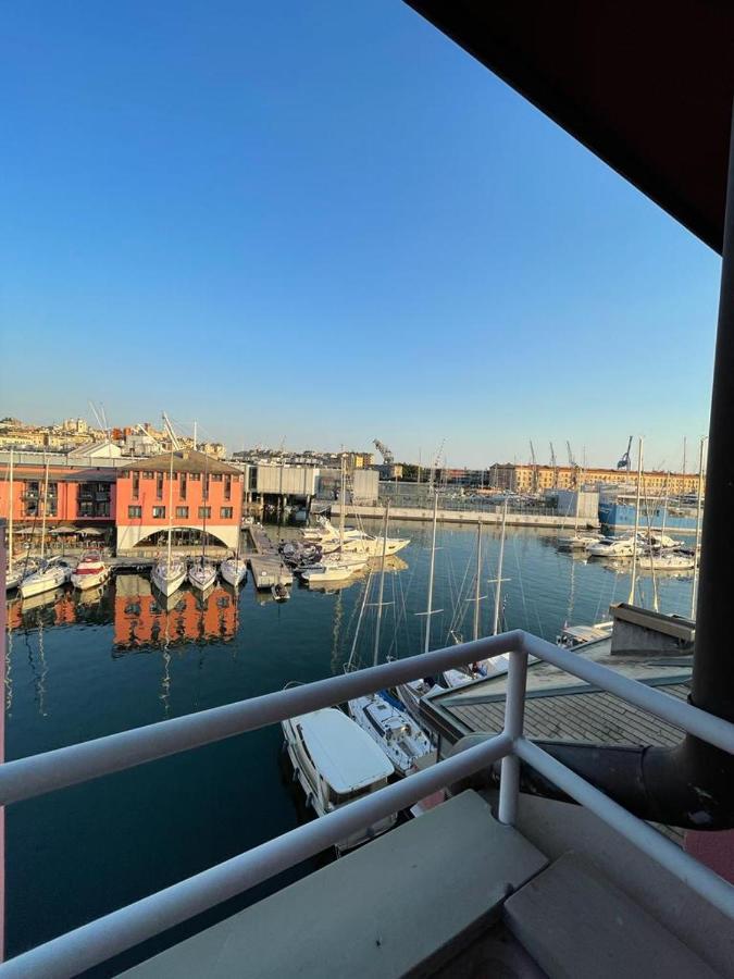 Bilocale Vista Mare Con Terrazzo-Porto Antico- Parcheggio Scontato Apartment Genoa Exterior photo